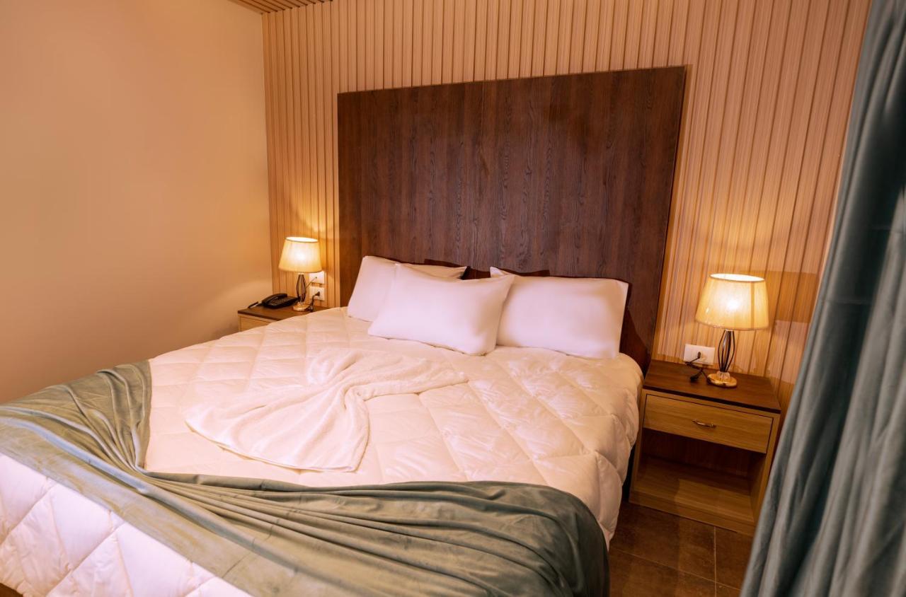 Blue Pyramids Eyes Hotel Al Kawm al Akhdar 외부 사진